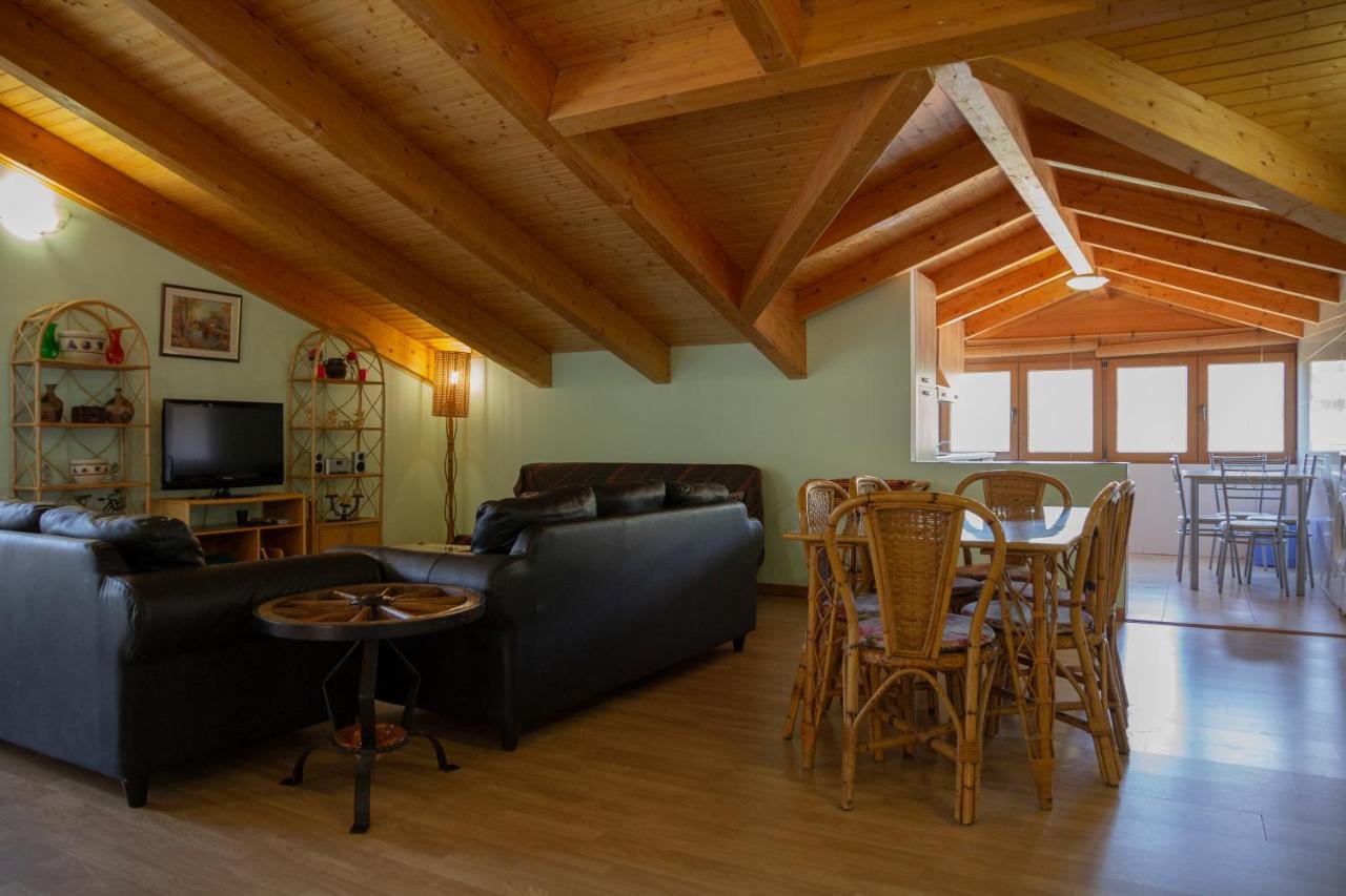 San Leonardo de Yagüe Casa Rural Mirador De Pinares מראה חיצוני תמונה